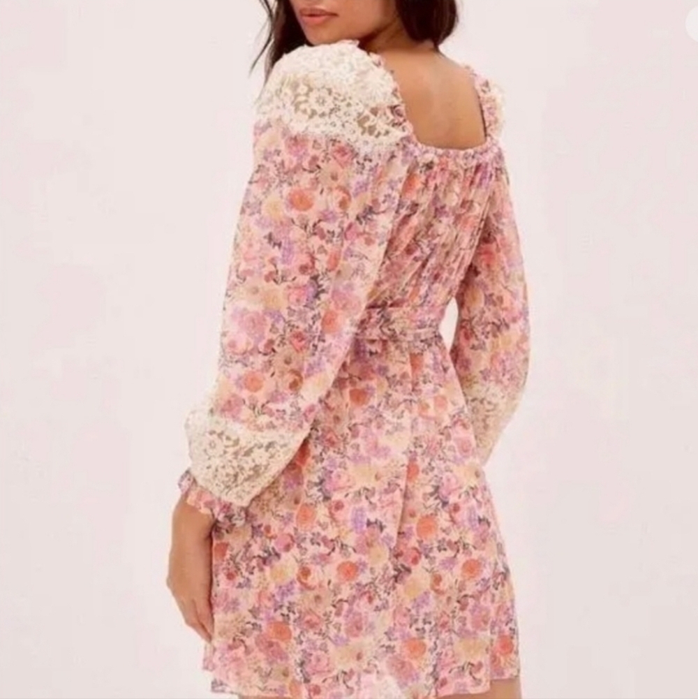 For Love and Lemons Gardenia floral robe dress pink small NWT - Picture 3 of 11